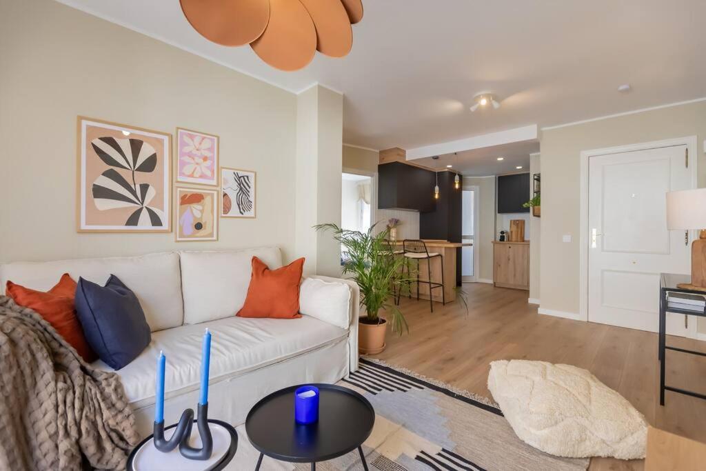 Downtown Flat With 46 Sqm Private Rooftop Terrace Apartamento *